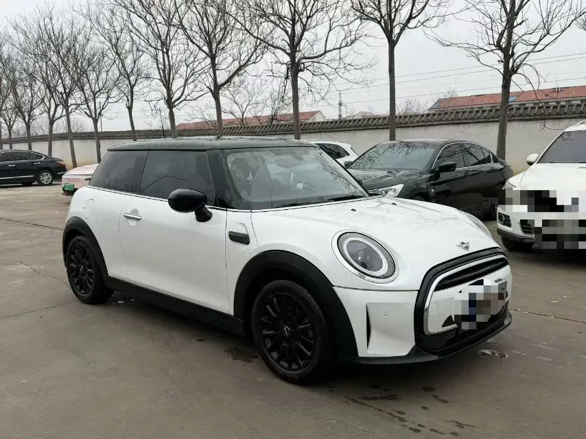 2022 MINI MINI 1.5T 102HP L3 7DCT,autocango,china used car exporter,china ev exporter,chinese used car exporter,chinese used ev exporter