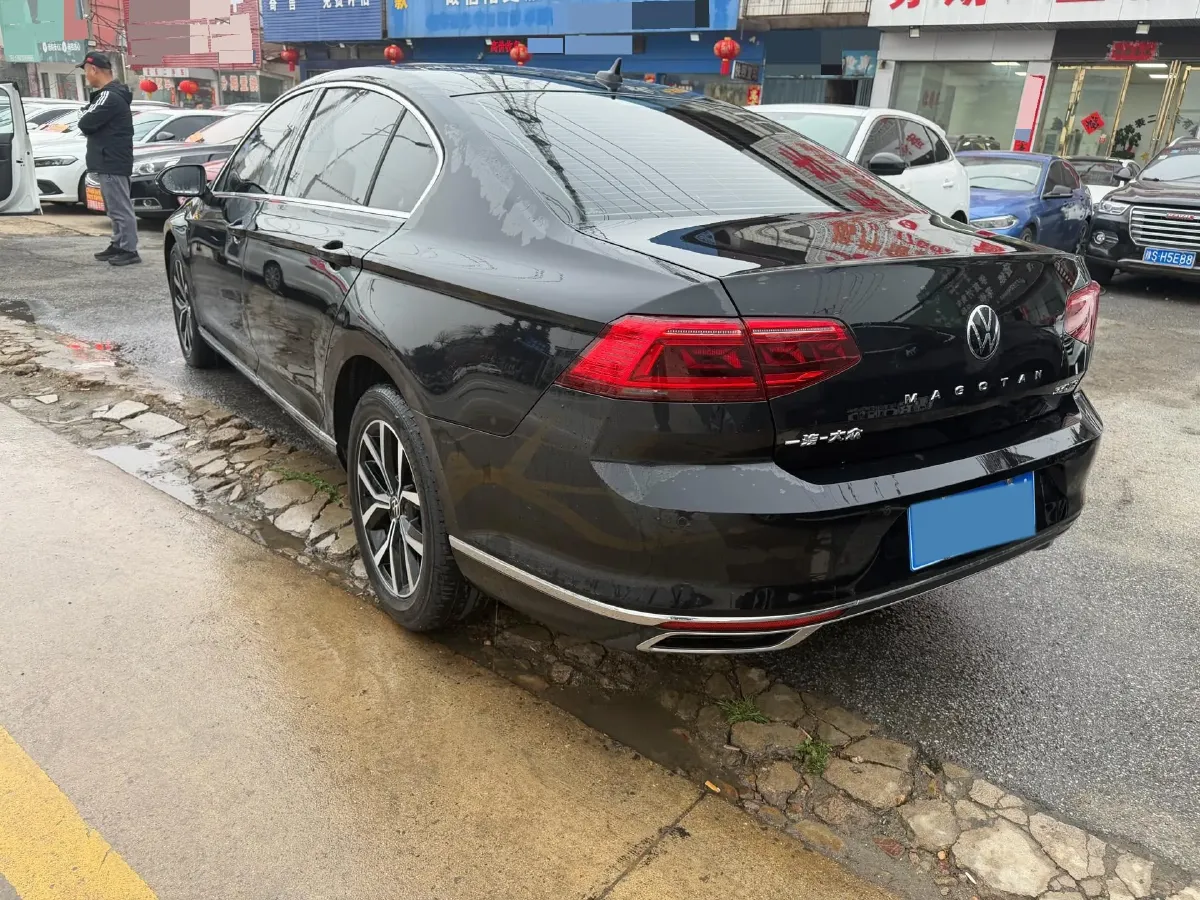 2020 Volkswagen Magotan 2.0T 186HP L4 7DCT,autocango,china used car exporter,china ev exporter,chinese used car exporter,chinese used ev exporter