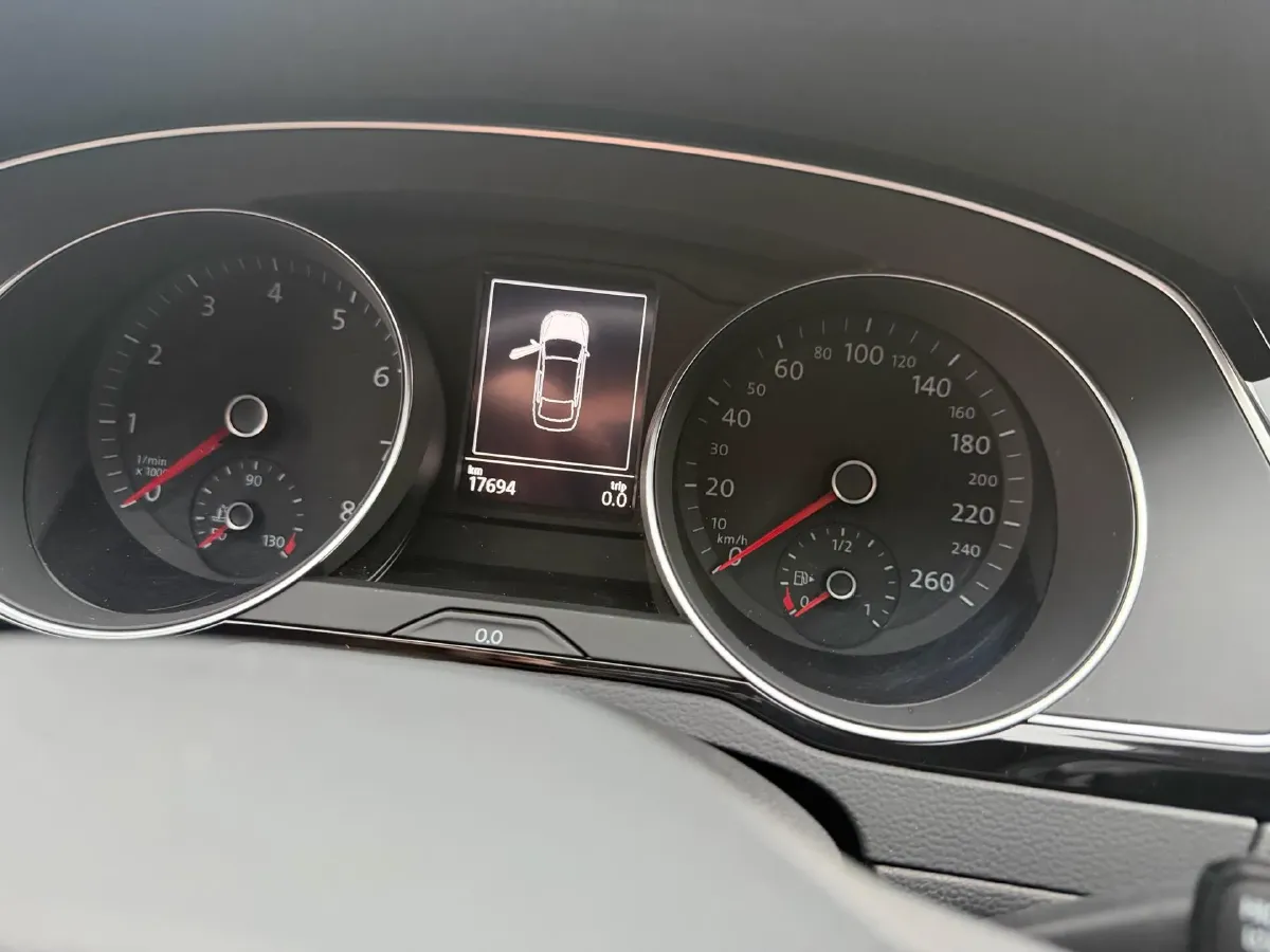 2020 Volkswagen Magotan 2.0T 186HP L4 7DCT,autocango,china used car exporter,china ev exporter,chinese used car exporter,chinese used ev exporter