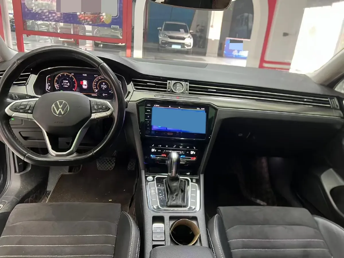 2020 Volkswagen Magotan 2.0T 186HP L4 7DCT,autocango,china used car exporter,china ev exporter,chinese used car exporter,chinese used ev exporter