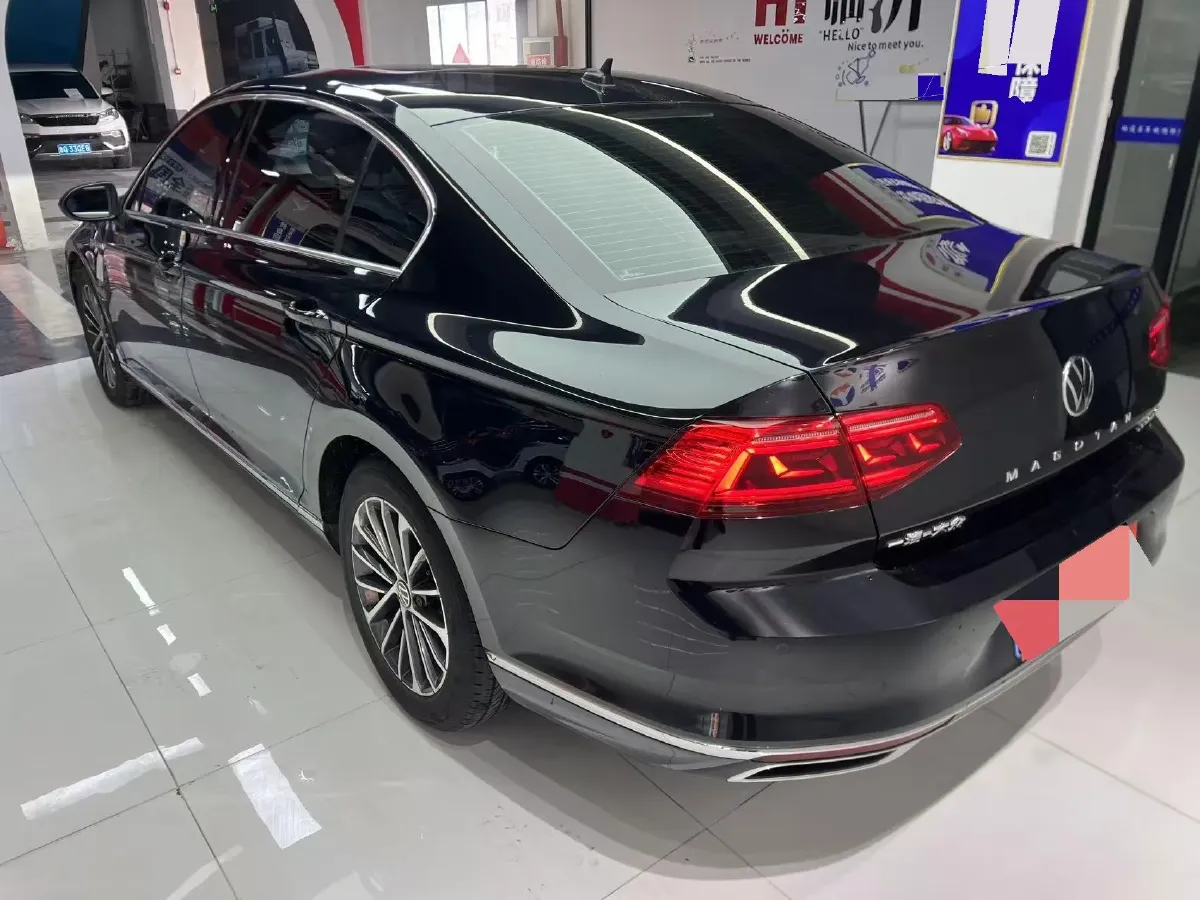 2020 Volkswagen Magotan 2.0T 186HP L4 7DCT,autocango,china used car exporter,china ev exporter,chinese used car exporter,chinese used ev exporter