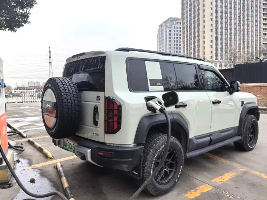 2023 FangChengBao Bao 5 1.5T 194HP L4 E-CVT PHEV 31.8KWH,autocango,china used car exporter,china ev exporter,chinese used car exporter,chinese used ev exporter