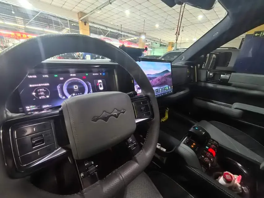 2023 FangChengBao Bao 5 1.5T 194HP L4 E-CVT PHEV 31.8KWH,autocango,china used car exporter,china ev exporter,chinese used car exporter,chinese used ev exporter