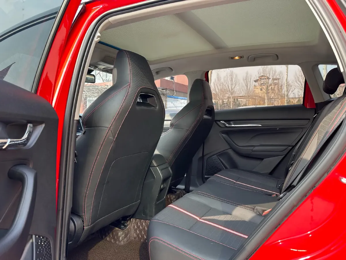 2020 Skoda Kamiq 1.2T 116HP L4 7DCT,autocango,china used car exporter,china ev exporter,chinese used car exporter,chinese used ev exporter