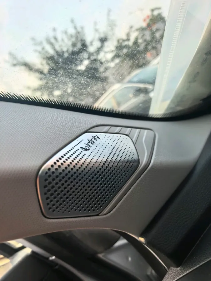 2023 Geely StarRay 2.0T 218HP L4 7DCT,autocango,china used car exporter,china ev exporter,chinese used car exporter,chinese used ev exporter