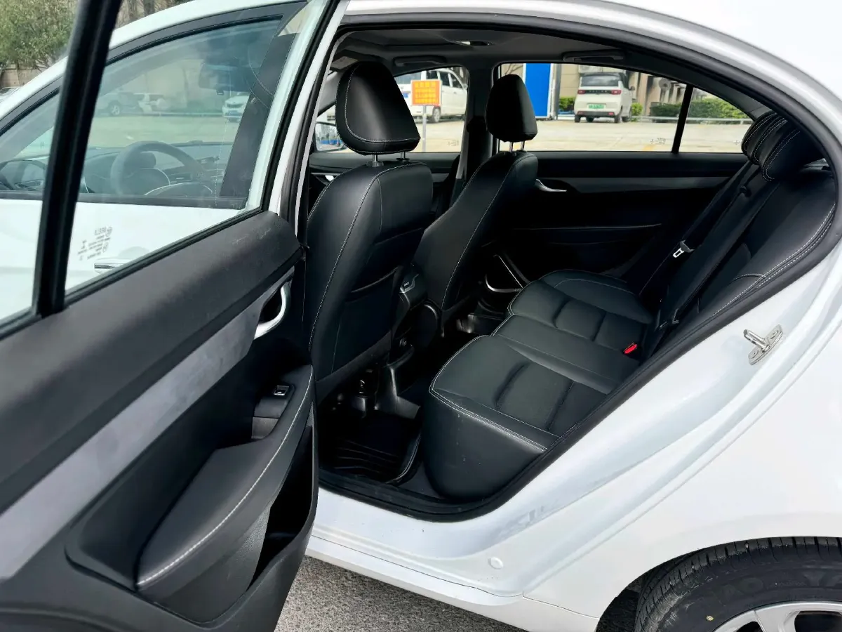 2021 Geely Coolray 1.4T 141HP L4 6MT,autocango,china used car exporter,china ev exporter,chinese used car exporter,chinese used ev exporter