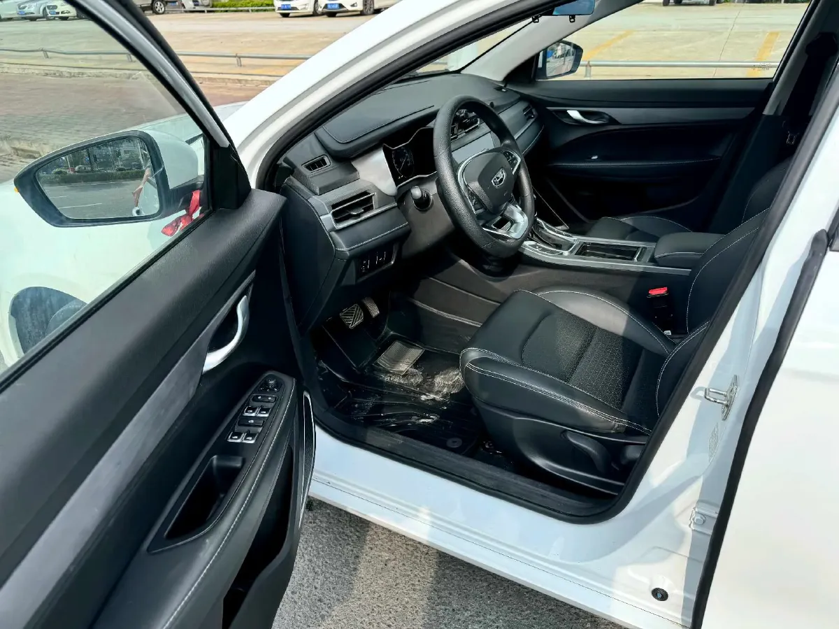 2021 Geely Coolray 1.4T 141HP L4 6MT,autocango,china used car exporter,china ev exporter,chinese used car exporter,chinese used ev exporter