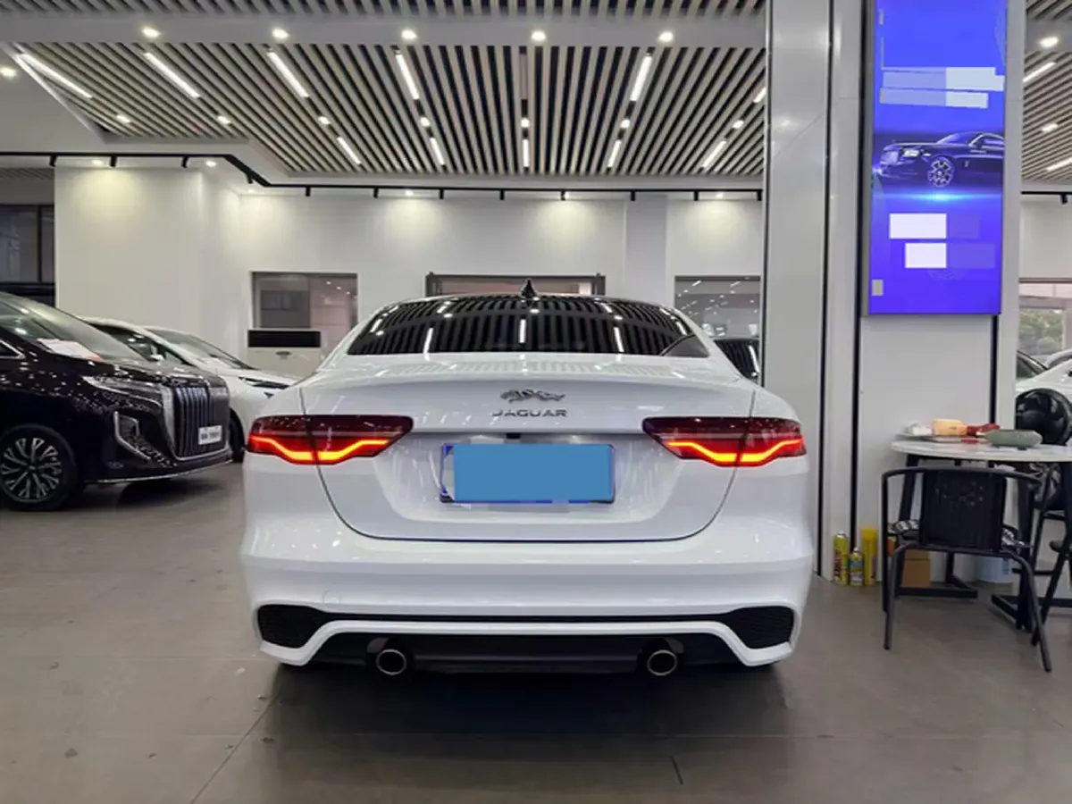 2020 Jaguar XEL 2.0T 200HP L4 8AT,autocango,china used car exporter,china ev exporter,chinese used car exporter,chinese used ev exporter