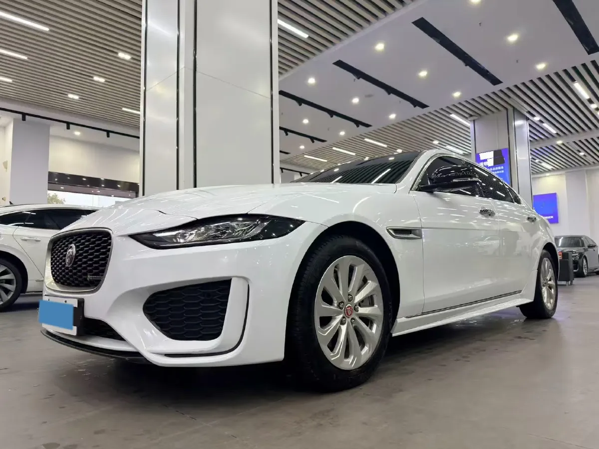 2020 Jaguar XEL 2.0T 200HP L4 8AT,autocango,china used car exporter,china ev exporter,chinese used car exporter,chinese used ev exporter