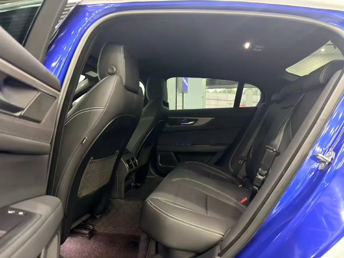 2020 Jaguar XEL 2.0T 200HP L4 8AT,autocango,china used car exporter,china ev exporter,chinese used car exporter,chinese used ev exporter