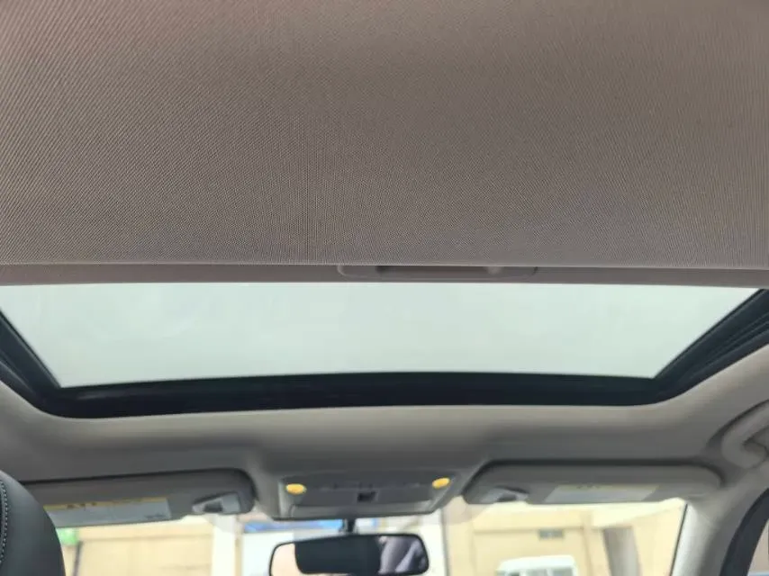 2018 Jeep Grand Commander 2.0T 265HP L4 9AT,autocango,china used car exporter,china ev exporter,chinese used car exporter,chinese used ev exporter