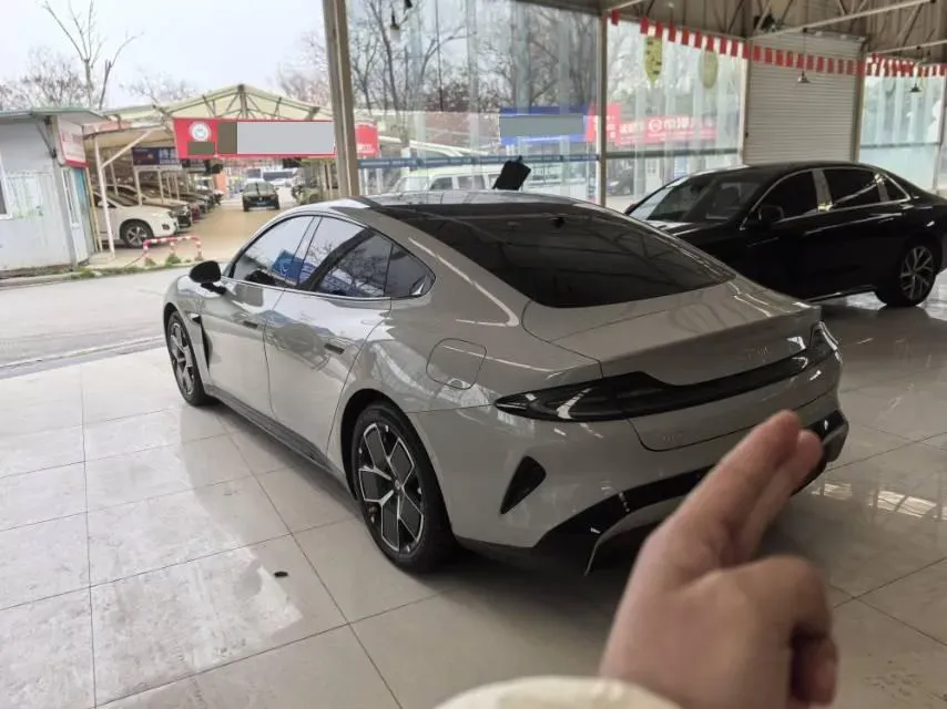 2024 MI SU7 BEV 73.6KWH,autocango,china used car exporter,china ev exporter,chinese used car exporter,chinese used ev exporter