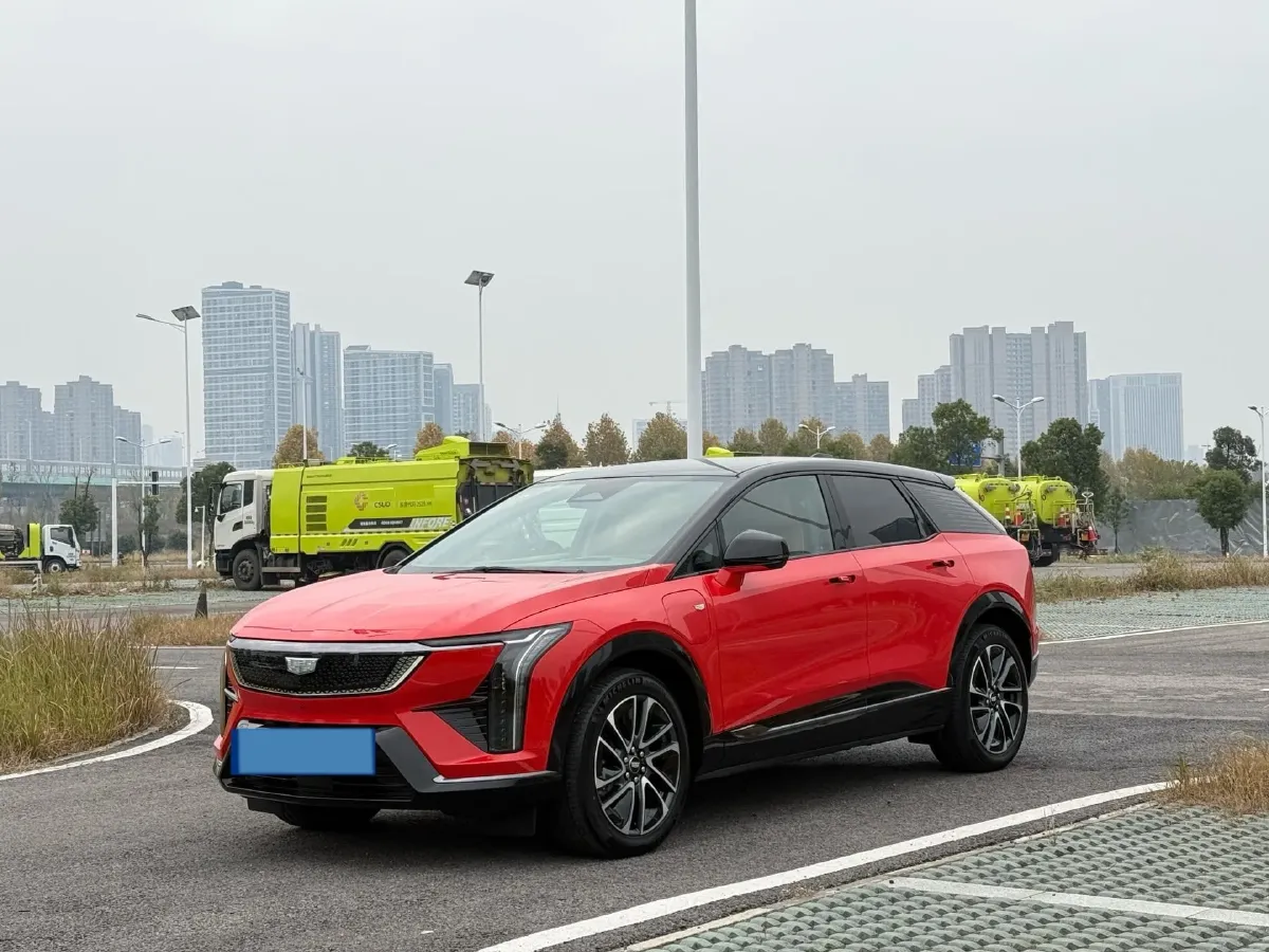 2024 Cadillac OPTIQ BEV 79.7KWH,autocango,china used car exporter,china ev exporter,chinese used car exporter,chinese used ev exporter