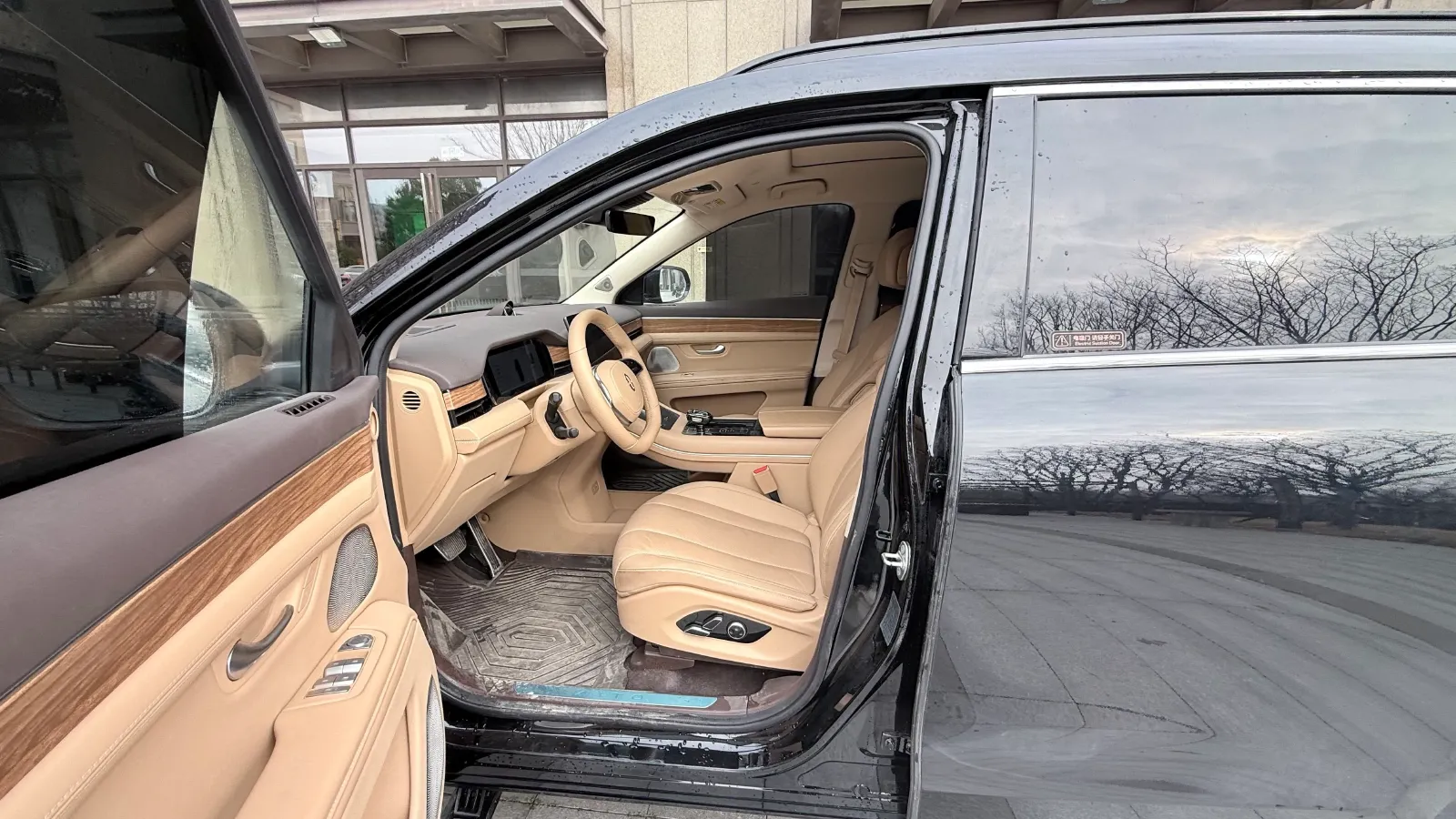 2024 AITO AITO M7 1.5T 152HP L4 REEV 38.5KWH,autocango,china used car exporter,china ev exporter,chinese used car exporter,chinese used ev exporter