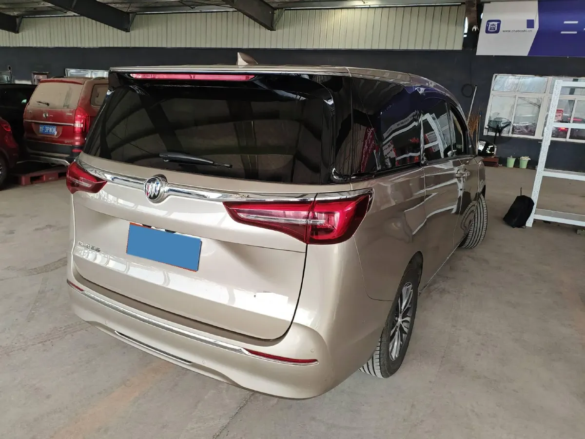 2023 Buick GL8 2.0T 237HP L4 9AT,autocango,china used car exporter,china ev exporter,chinese used car exporter,chinese used ev exporter