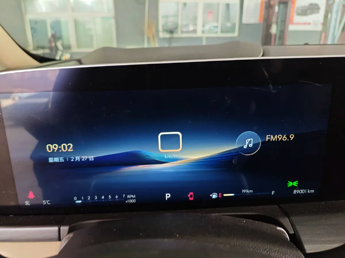 2023 Buick GL8 2.0T 237HP L4 9AT,autocango,china used car exporter,china ev exporter,chinese used car exporter,chinese used ev exporter