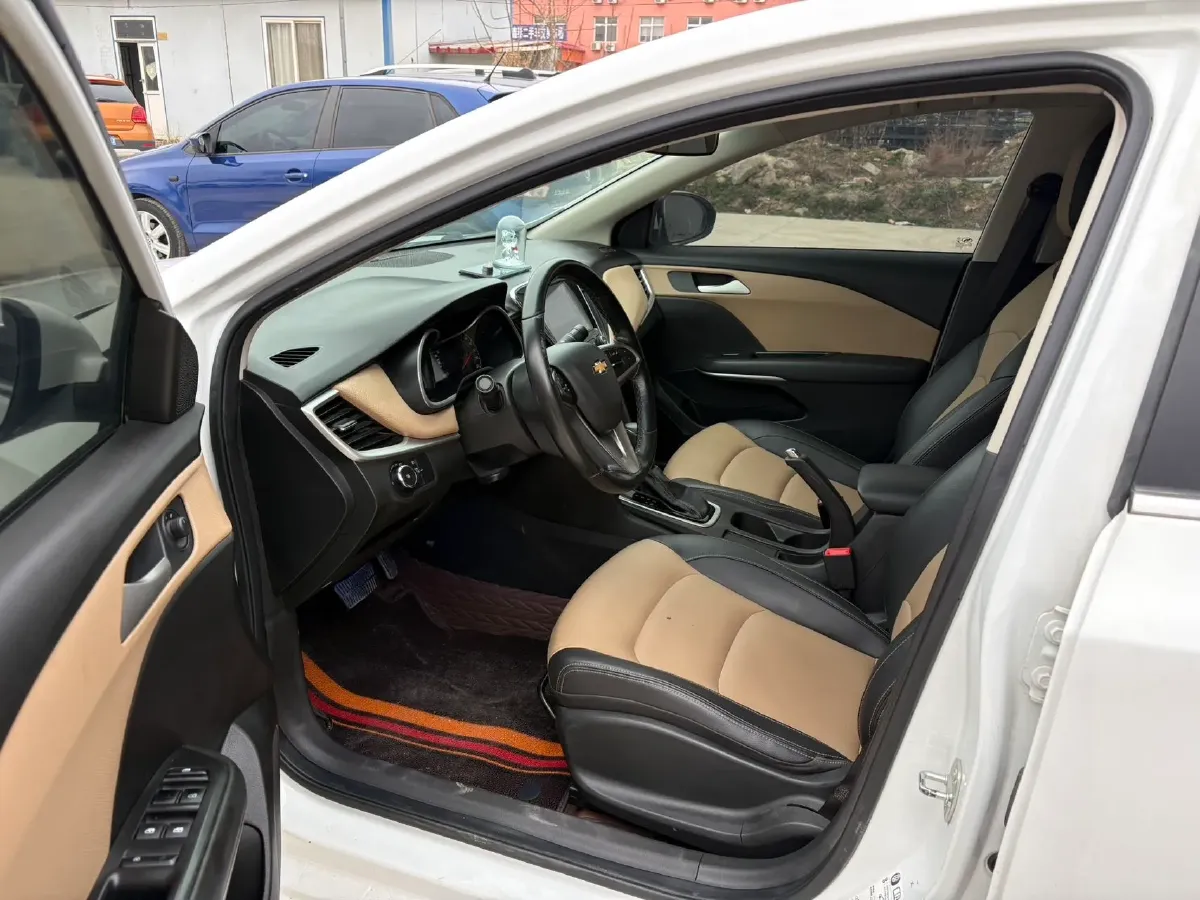 2020 Chevrolet Monza 1.5L 113HP L4 6AT,autocango,china used car exporter,china ev exporter,chinese used car exporter,chinese used ev exporter