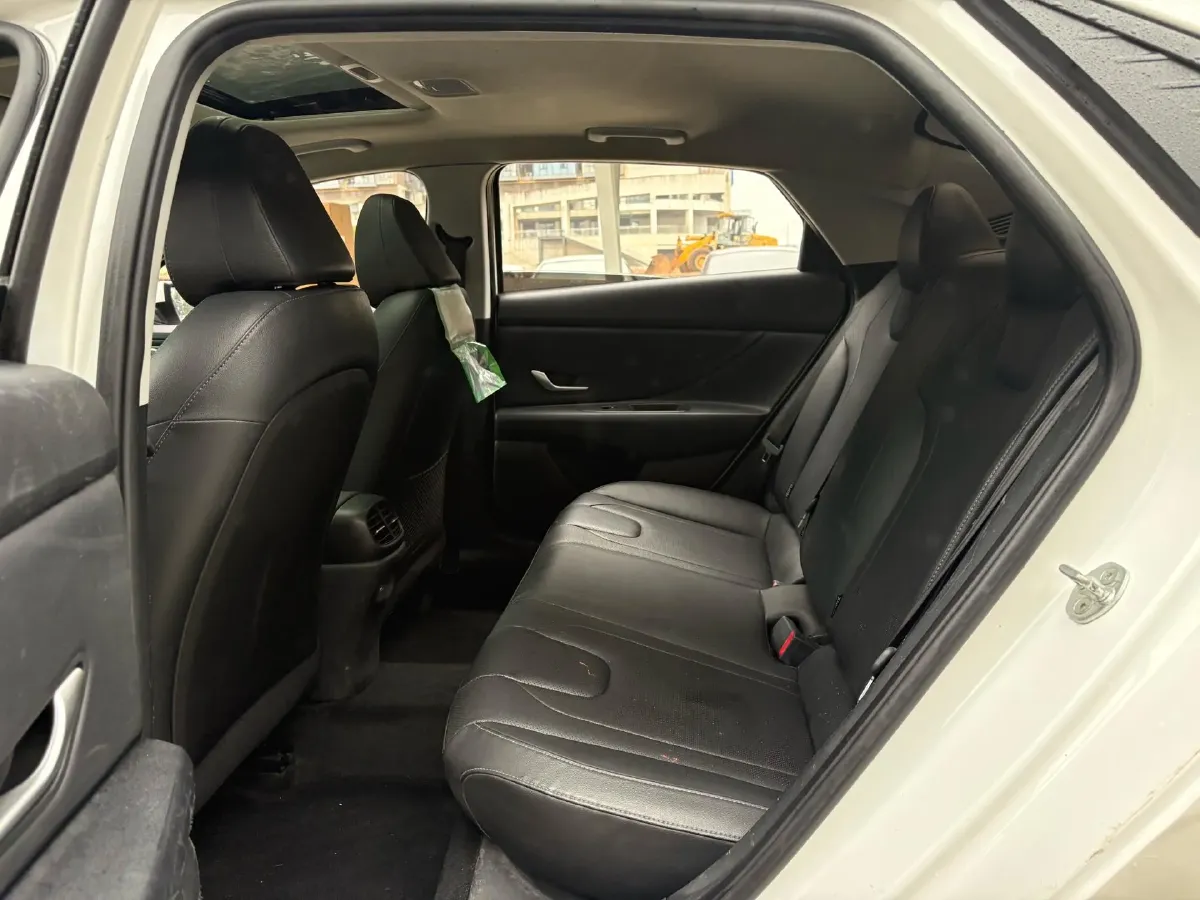 2022 Hyundai Elantra 1.5L 115HP L4 CVT,autocango,china used car exporter,china ev exporter,chinese used car exporter,chinese used ev exporter