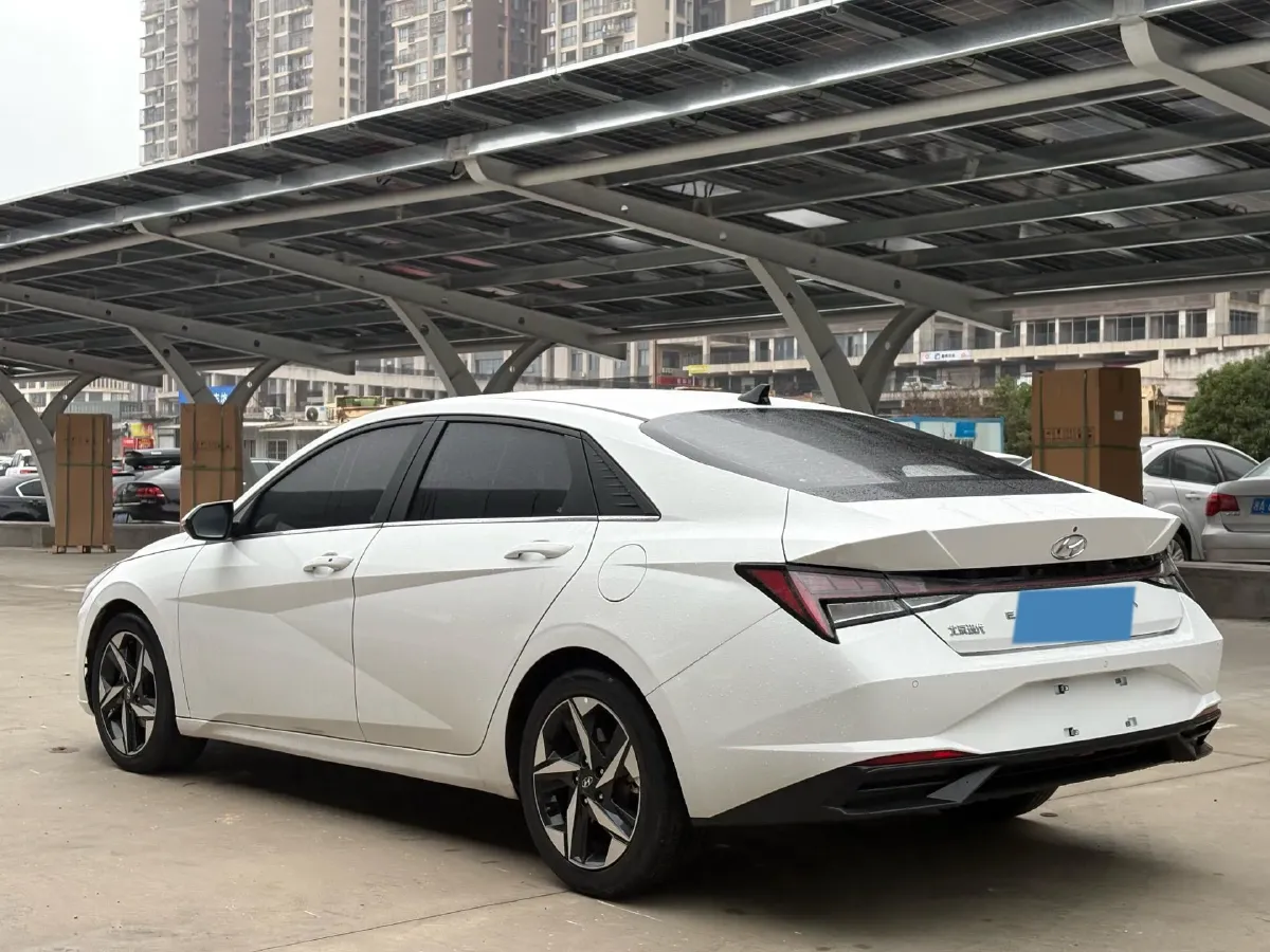 2022 Hyundai Elantra 1.5L 115HP L4 CVT,autocango,china used car exporter,china ev exporter,chinese used car exporter,chinese used ev exporter