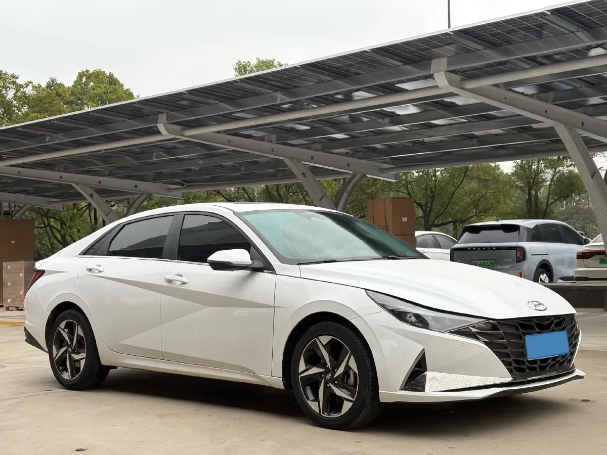 2022 Hyundai Elantra 1.5L 115HP L4 CVT,autocango,china used car exporter,china ev exporter,chinese used car exporter,chinese used ev exporter