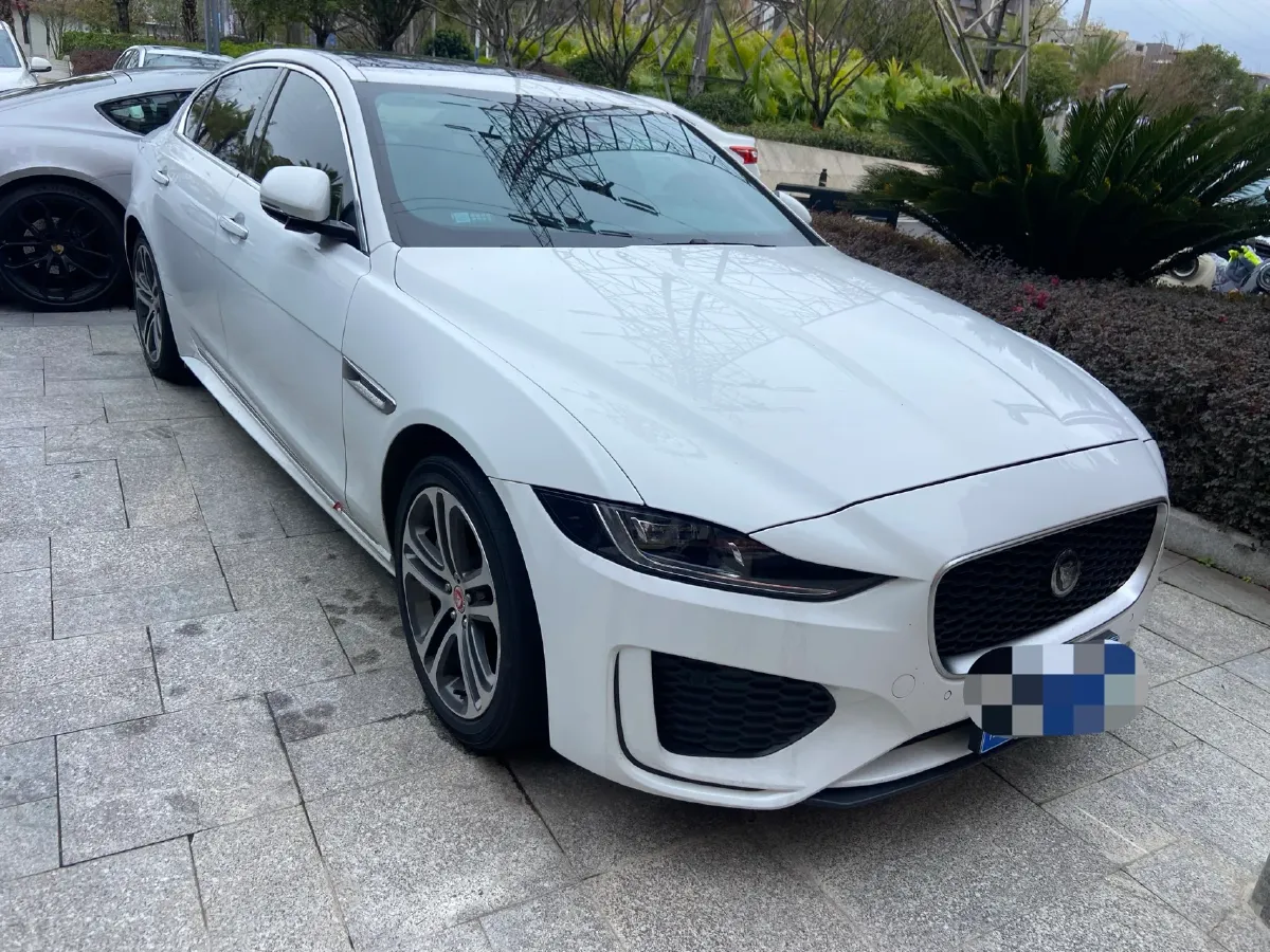 2021 Jaguar XEL 2.0T 250HP L4 8AT,autocango,china used car exporter,china ev exporter,chinese used car exporter,chinese used ev exporter