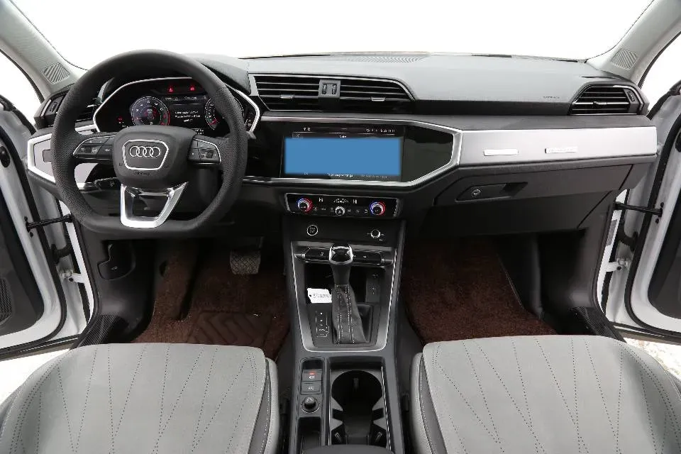2022 Audi Q3 1.4T 150HP L4 7DCT,autocango,china used car exporter,china ev exporter,chinese used car exporter,chinese used ev exporter