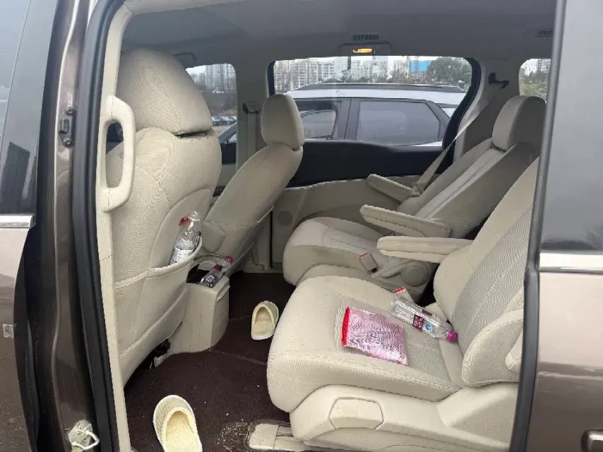 2022 Buick GL8 2.0T 237HP L4 9AT,autocango,china used car exporter,china ev exporter,chinese used car exporter,chinese used ev exporter