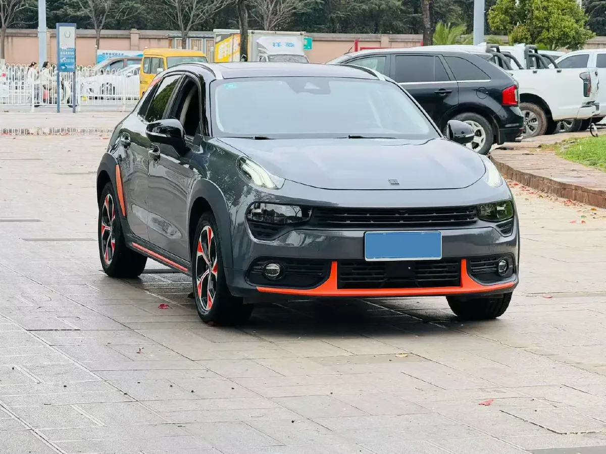 2018 Toyota C-HR 2.0L 171HP L4 CVT,autocango,china used car exporter,china ev exporter,chinese used car exporter,chinese used ev exporter