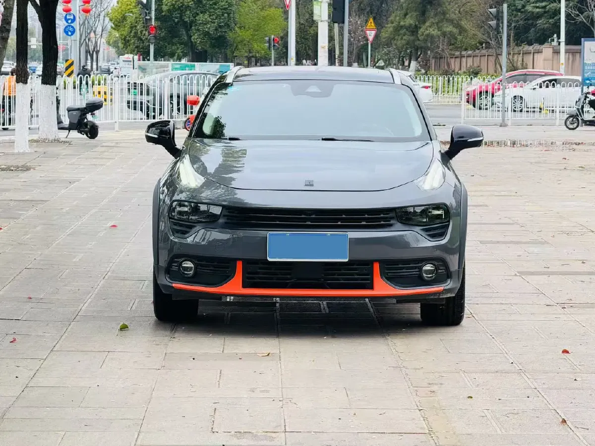 2018 Toyota C-HR 2.0L 171HP L4 CVT,autocango,china used car exporter,china ev exporter,chinese used car exporter,chinese used ev exporter