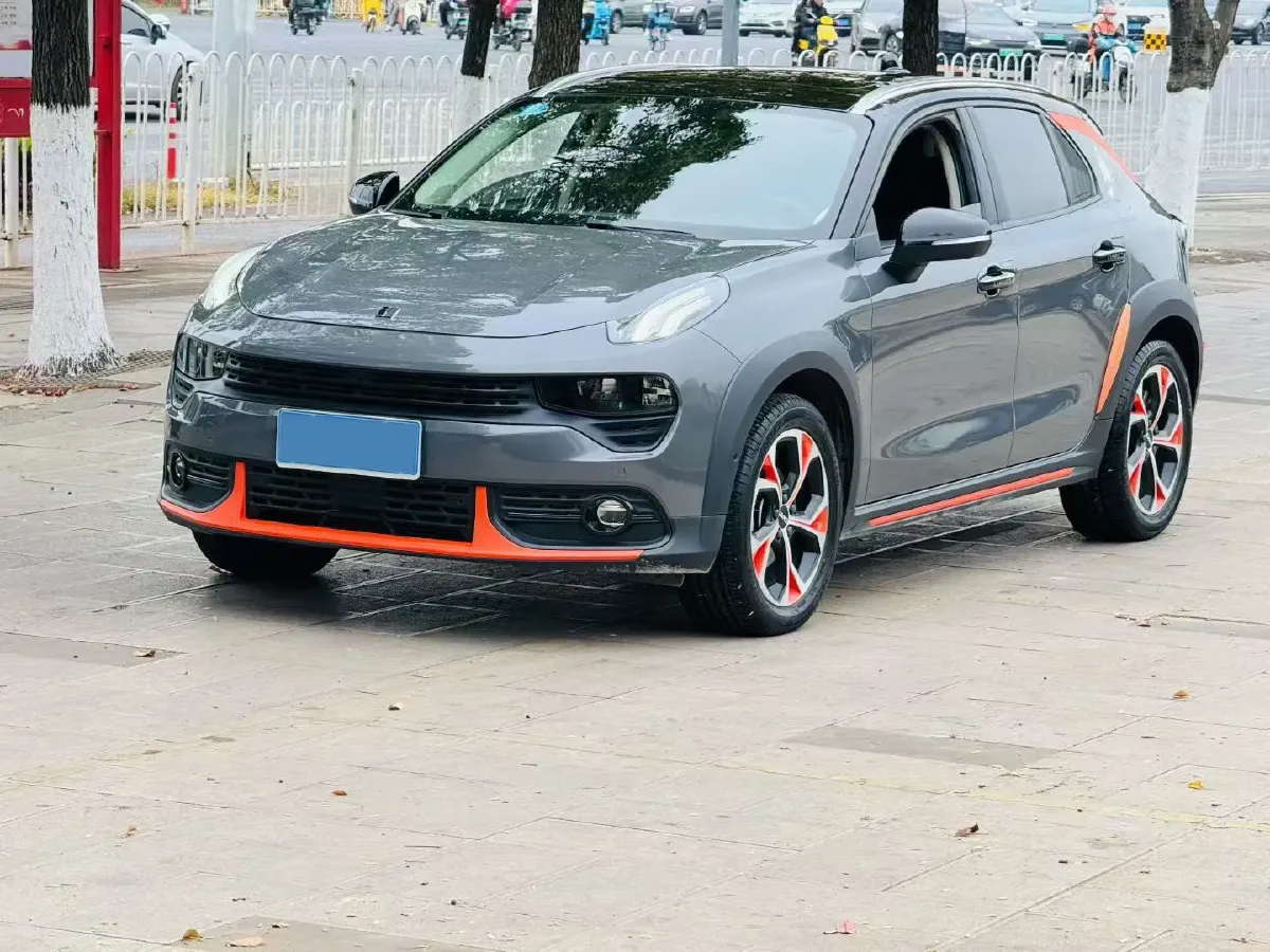 2018 Toyota C-HR 2.0L 171HP L4 CVT,autocango,china used car exporter,china ev exporter,chinese used car exporter,chinese used ev exporter