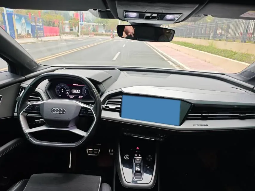 2022 Audi Q5 e-tron BEV 83.4KWH,autocango,china used car exporter,china ev exporter,chinese used car exporter,chinese used ev exporter