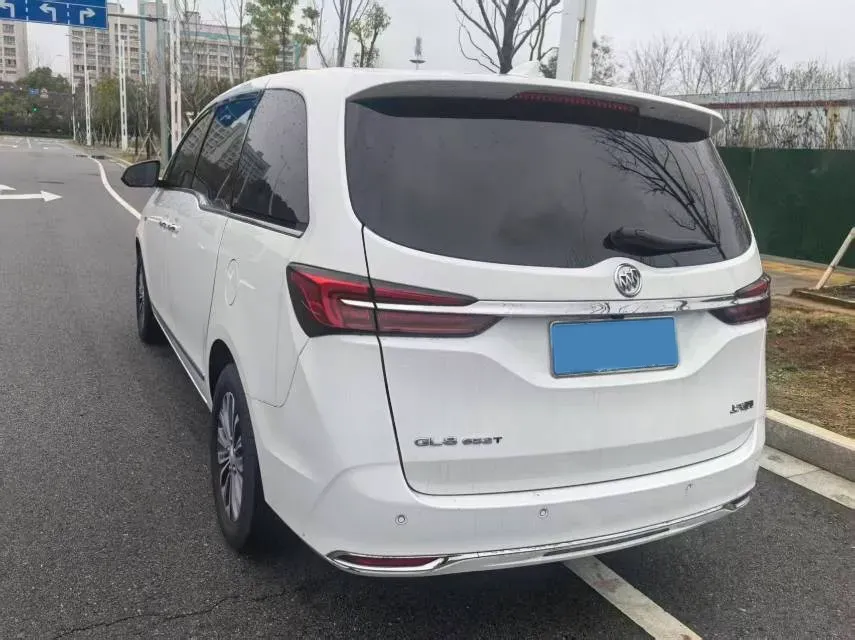 2022 Buick GL8 2.0T 237HP L4 9AT,autocango,china used car exporter,china ev exporter,chinese used car exporter,chinese used ev exporter