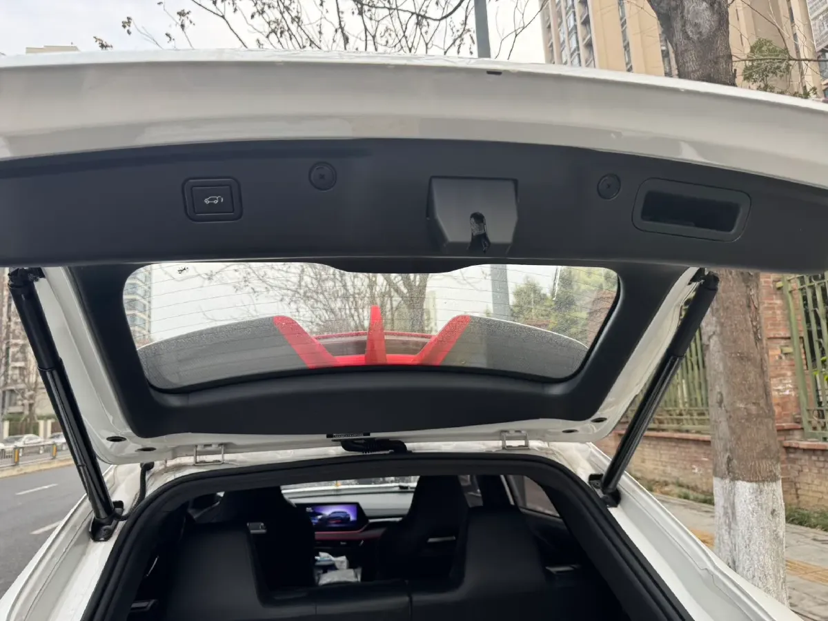 2024 ChangAn X5 PLUS 1.5T 188HP L4 7DCT,autocango,china used car exporter,china ev exporter,chinese used car exporter,chinese used ev exporter