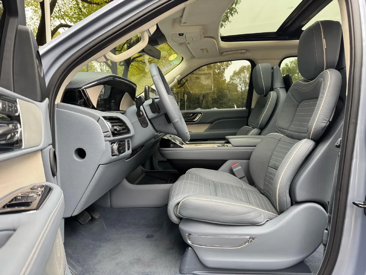 2019 Lincoln Navigator 3.5T 388HP V6 10AT,autocango,china used car exporter,china ev exporter,chinese used car exporter,chinese used ev exporter