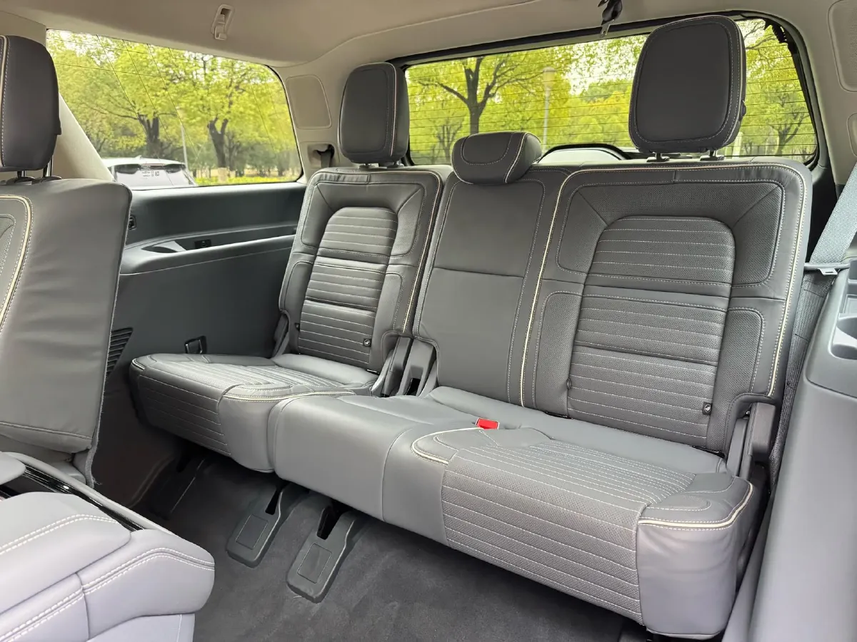 2019 Lincoln Navigator 3.5T 388HP V6 10AT,autocango,china used car exporter,china ev exporter,chinese used car exporter,chinese used ev exporter