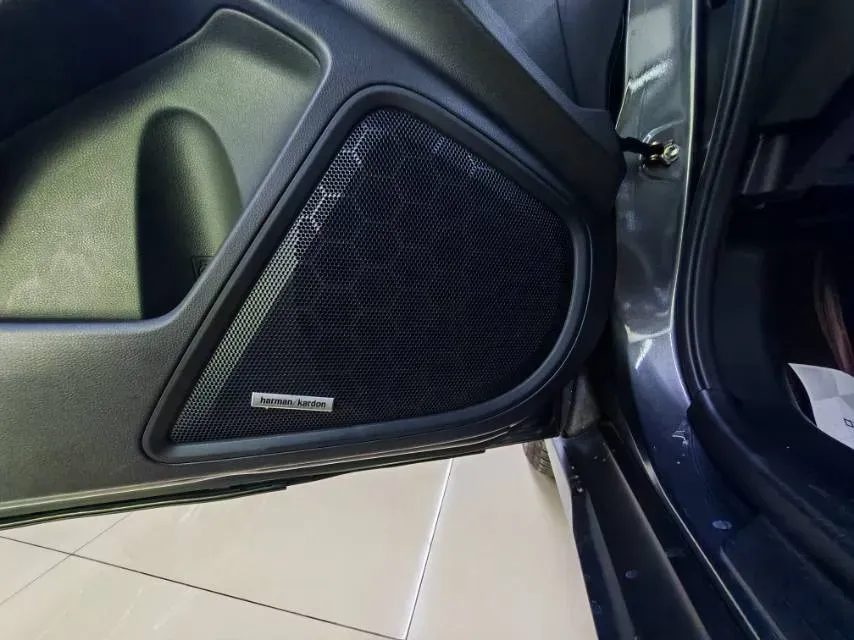 2023 Subaru Outback 2.5L 169HP H4 CVT,autocango,china used car exporter,china ev exporter,chinese used car exporter,chinese used ev exporter