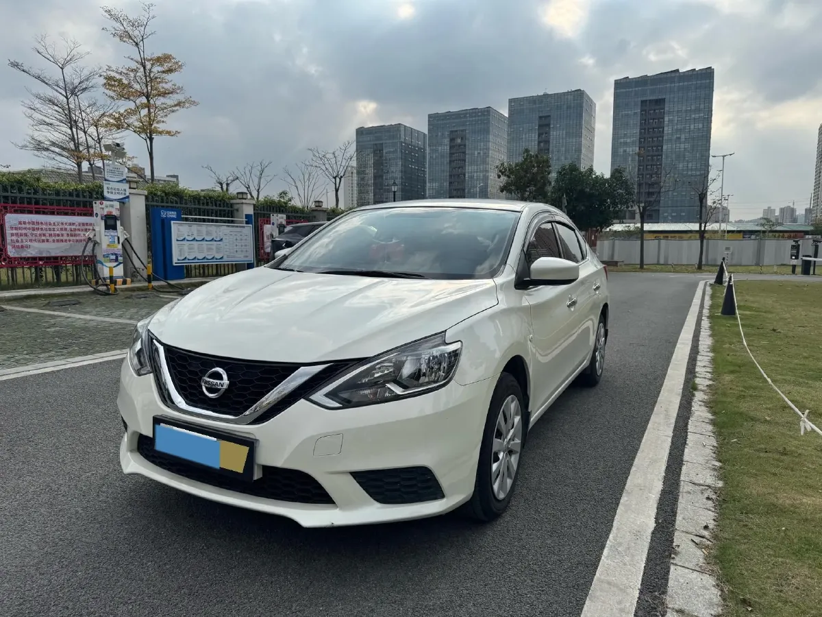 2021 Nissan Sylphy 1.6L 122HP L4 5MT,autocango,china used car exporter,china ev exporter,chinese used car exporter,chinese used ev exporter