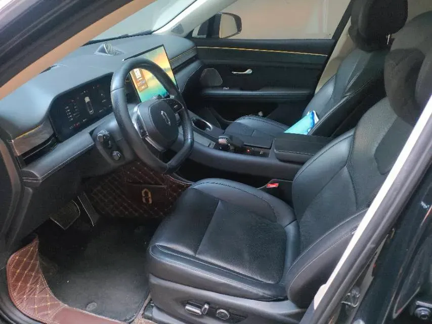 2022 Isuzu Mu-X 2.0T 220HP L4 8AT,autocango,china used car exporter,china ev exporter,chinese used car exporter,chinese used ev exporter