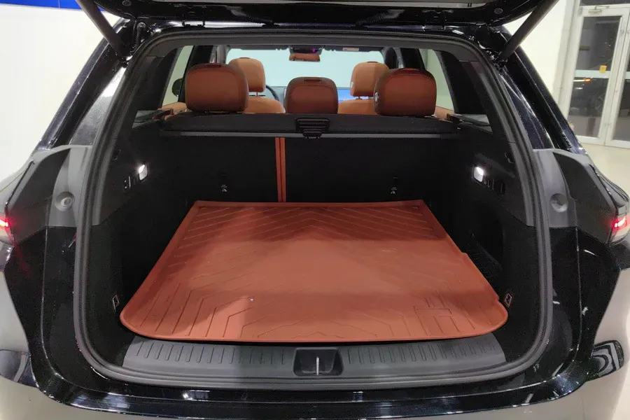 2024 Li L6 Range Extended 154HP L4 REEV 36.8KWH,autocango,china used car exporter,china ev exporter,chinese used car exporter,chinese used ev exporter