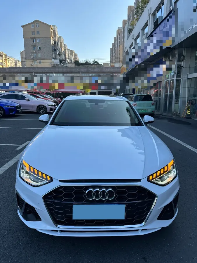 2020 Audi A4L 2.0T 190HP L4 7DCT,autocango,china used car exporter,china ev exporter,chinese used car exporter,chinese used ev exporter
