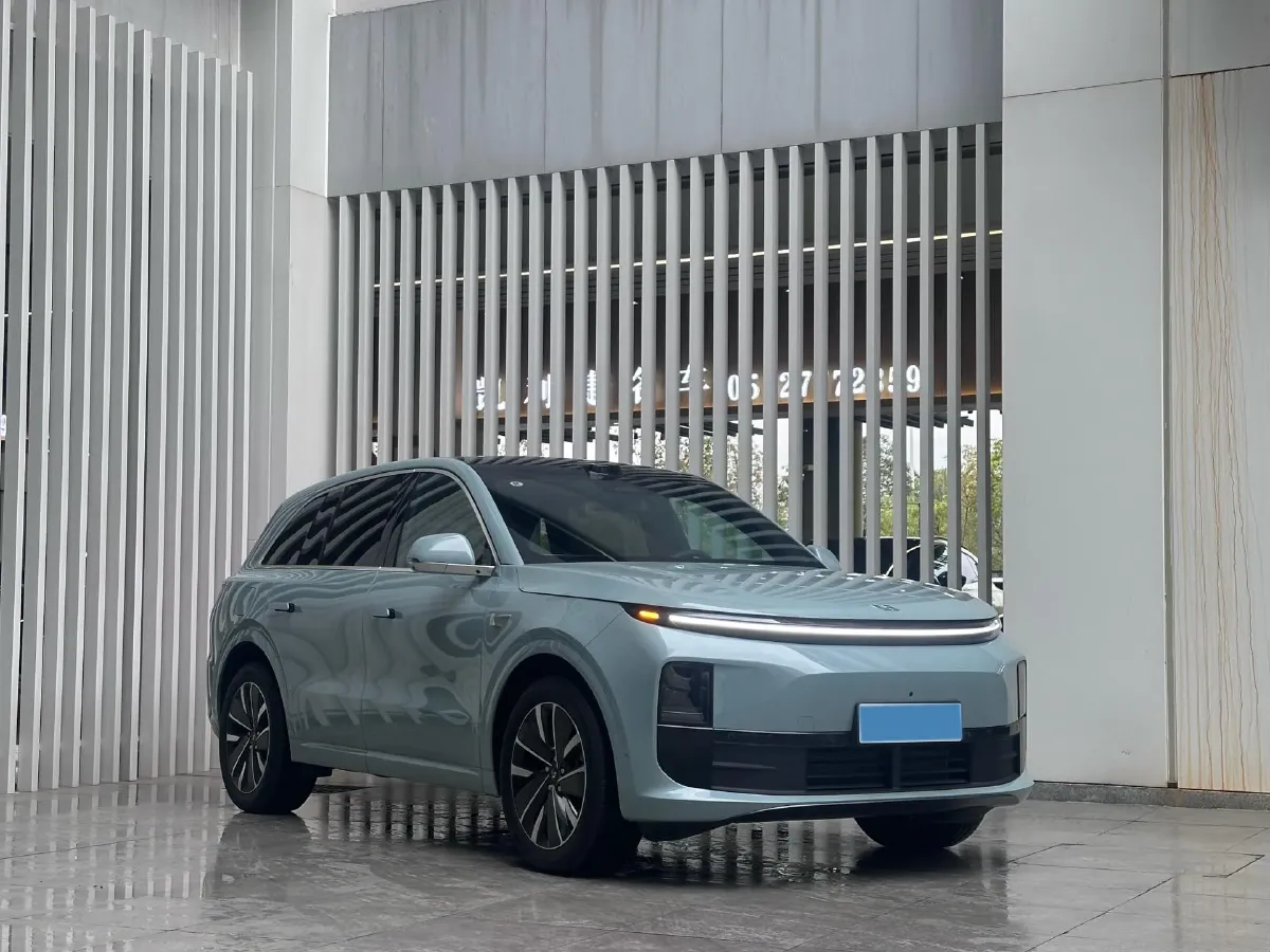 2025 Li L6 Range Extended 154HP L4 REEV,autocango,china used car exporter,china ev exporter,chinese used car exporter,chinese used ev exporter