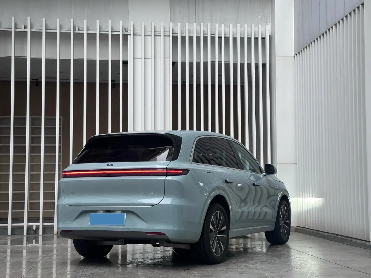2025 Li L6 Range Extended 154HP L4 REEV,autocango,china used car exporter,china ev exporter,chinese used car exporter,chinese used ev exporter