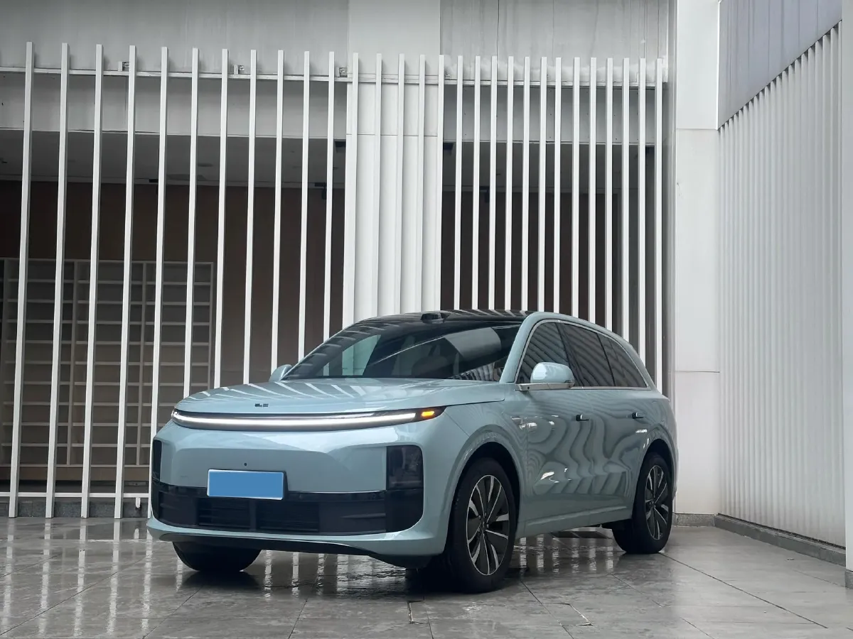 2025 Li L6 Range Extended 154HP L4 REEV,autocango,china used car exporter,china ev exporter,chinese used car exporter,chinese used ev exporter