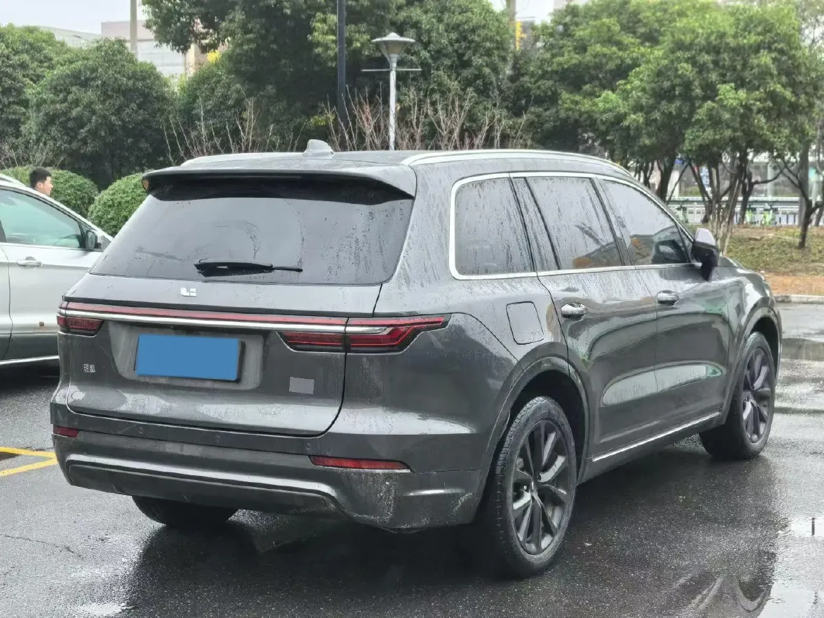 2020 Li ONE Range Extended 131HP REEV 40.5KWH,autocango,china used car exporter,china ev exporter,chinese used car exporter,chinese used ev exporter