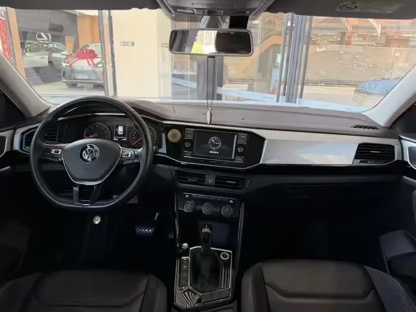 2019 Jeep Cherokee 2.0T 234HP L4 9AT,autocango,china used car exporter,china ev exporter,chinese used car exporter,chinese used ev exporter