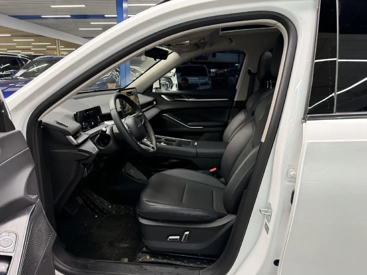 2024 Haval H6 1.5T 184HP L4 7DCT,autocango,china used car exporter,china ev exporter,chinese used car exporter,chinese used ev exporter