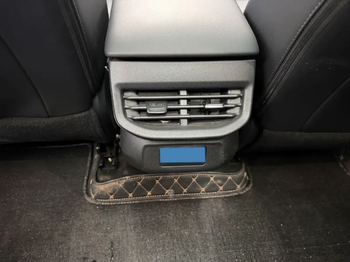 2024 Haval H6 1.5T 184HP L4 7DCT,autocango,china used car exporter,china ev exporter,chinese used car exporter,chinese used ev exporter