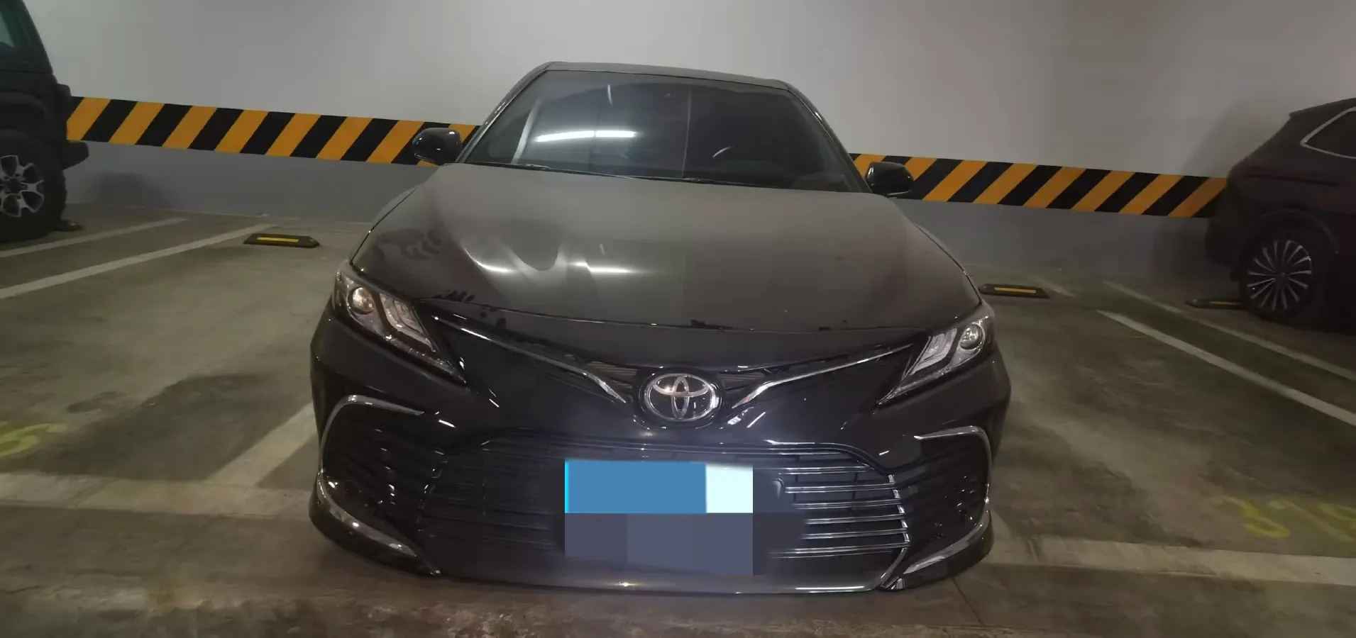 2021 Toyota Camry 2.5L 209HP L4 8AT,autocango,china used car exporter,china ev exporter,chinese used car exporter,chinese used ev exporter