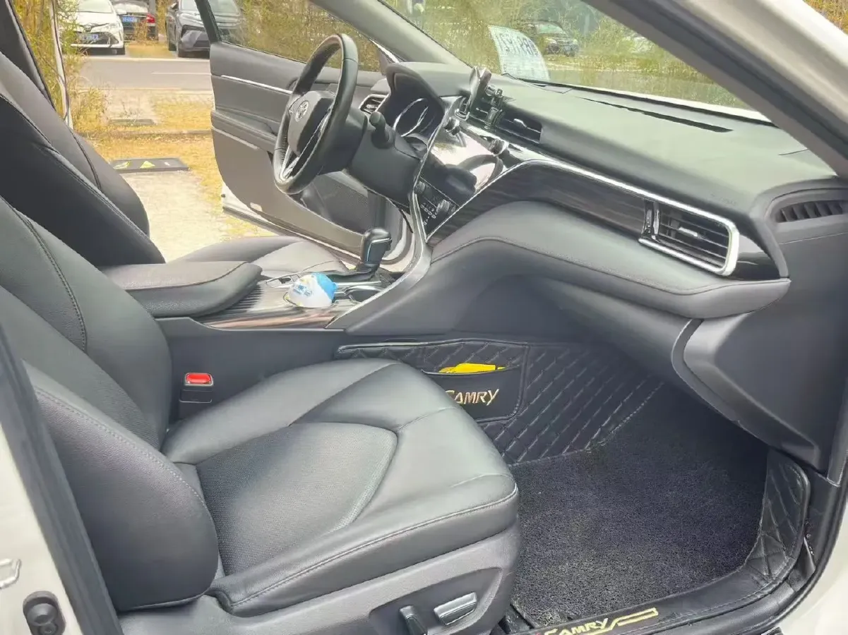 2019 Toyota Camry 2.0L 178HP L4 CVT,autocango,china used car exporter,china ev exporter,chinese used car exporter,chinese used ev exporter