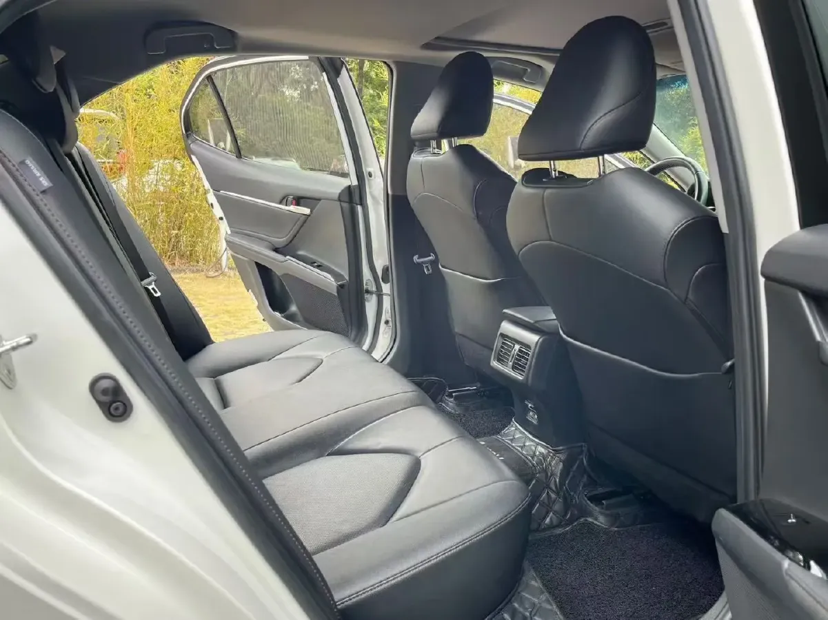 2019 Toyota Camry 2.0L 178HP L4 CVT,autocango,china used car exporter,china ev exporter,chinese used car exporter,chinese used ev exporter